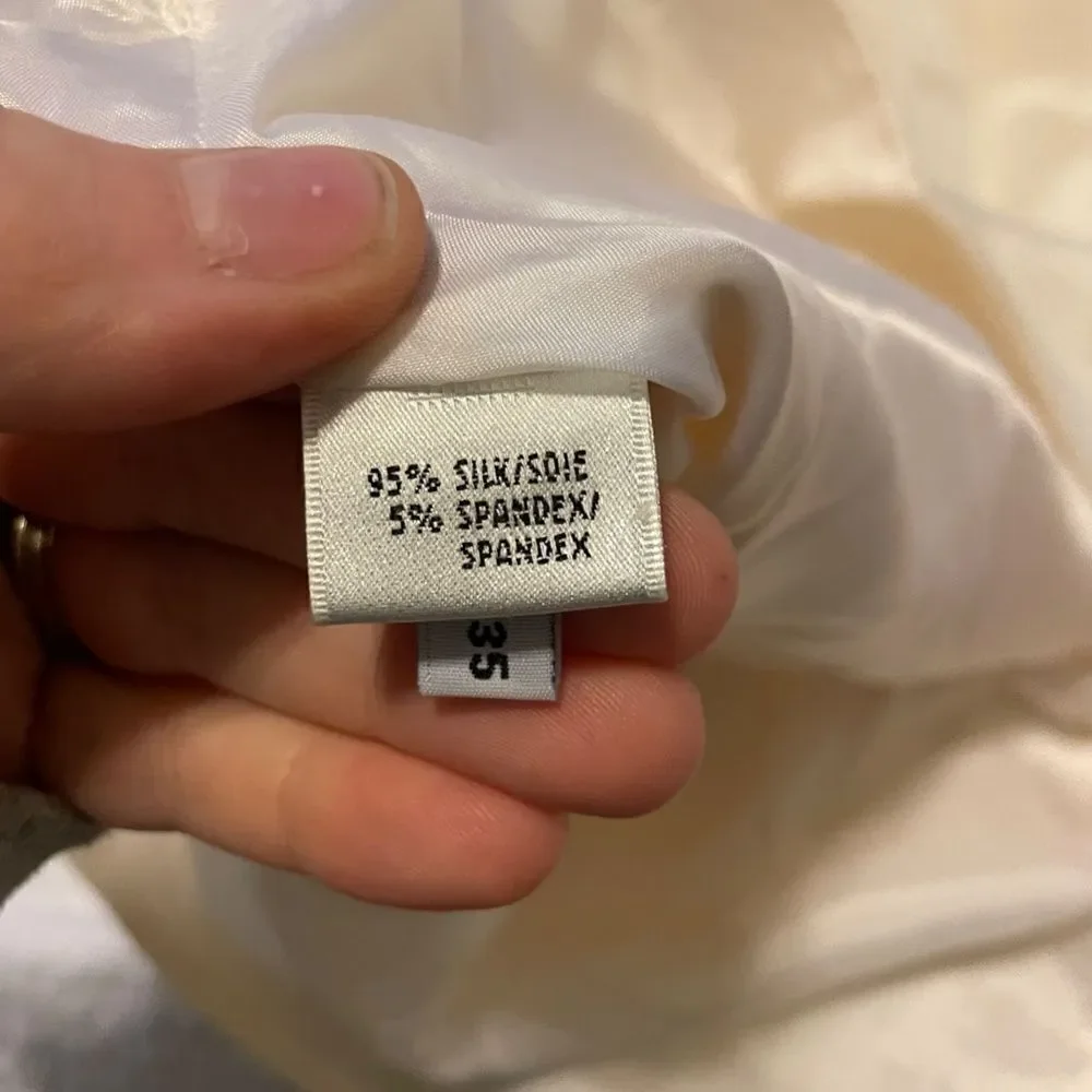 NWOT Lafayette 148 New York Cream Silk Fully Lined Sleeveless Top - 14 - Picture 9 of 10